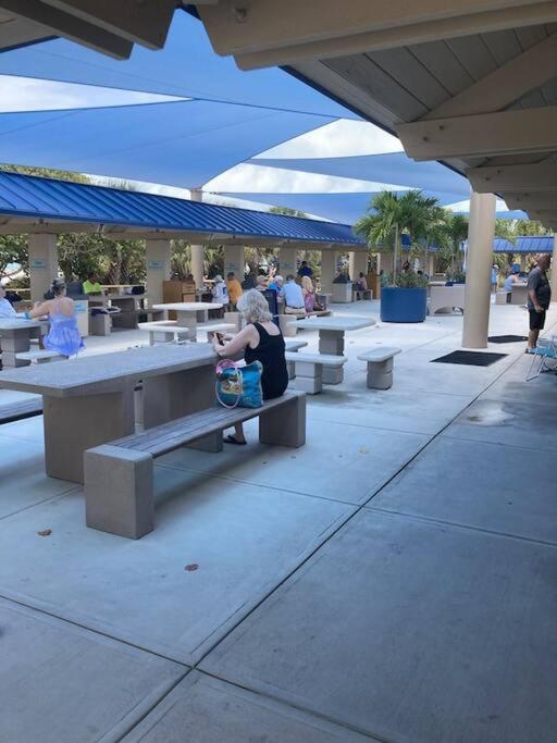 Lovely 1 Bedroom Unit Across From Lido Key Beach 萨拉索塔 外观 照片